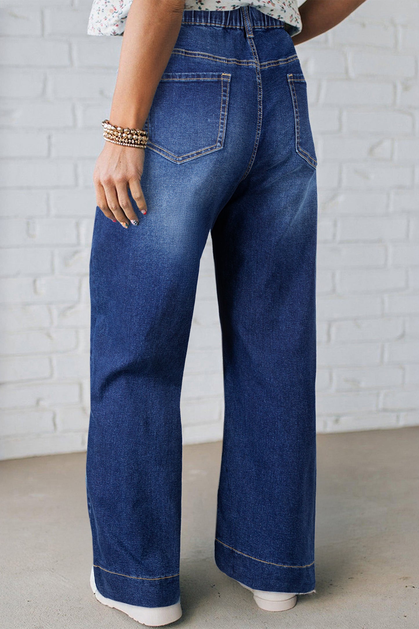 Acid Washed Contrast Lace-up Jeans