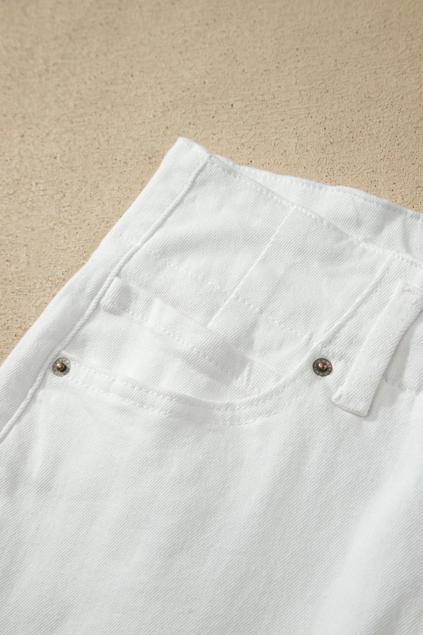 2-Button High Waist Wide Leg Jeans