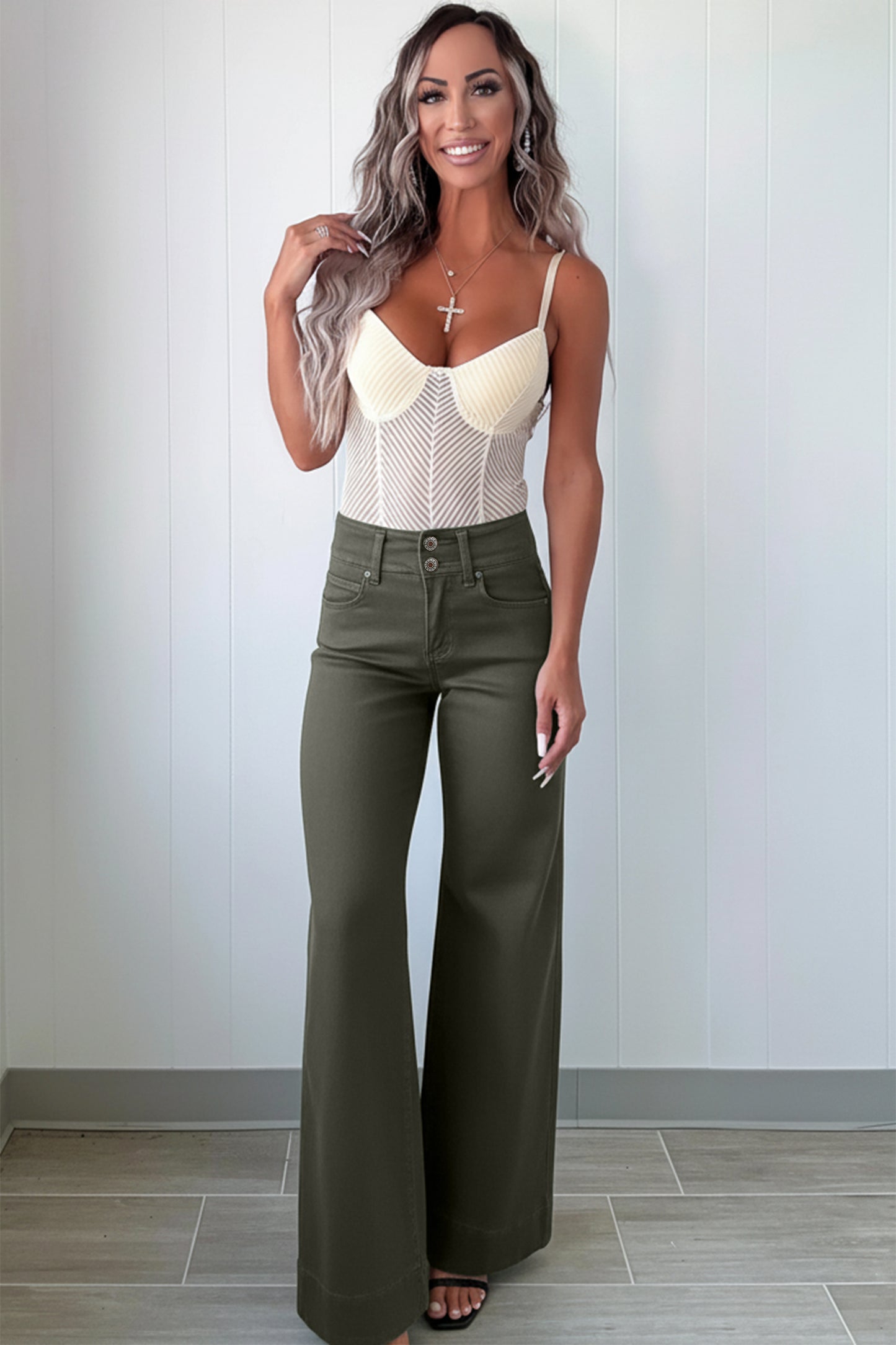 2-Button High Waist Wide Leg Jeans